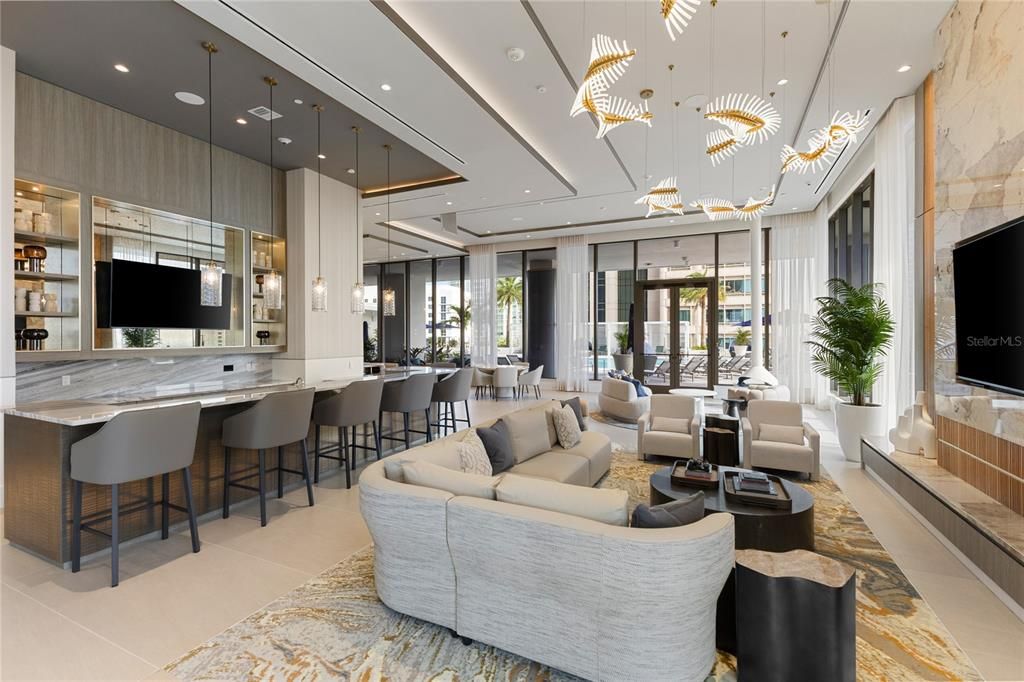 For Sale: $1,305,000 (2 beds, 2 baths, 1339 Square Feet)