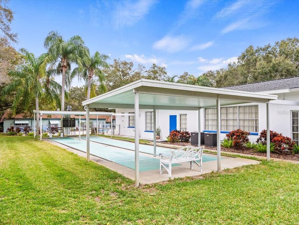 For Sale: $135,000 (2 beds, 1 baths, 965 Square Feet)