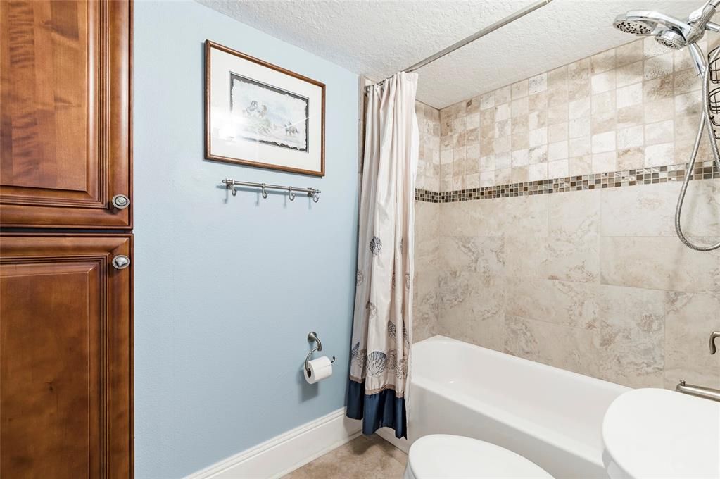 En Venta: $790,000 (2 camas, 2 baños, 1100 Pies cuadrados)