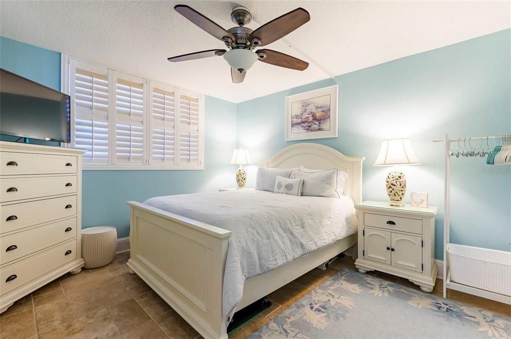 En Venta: $790,000 (2 camas, 2 baños, 1100 Pies cuadrados)