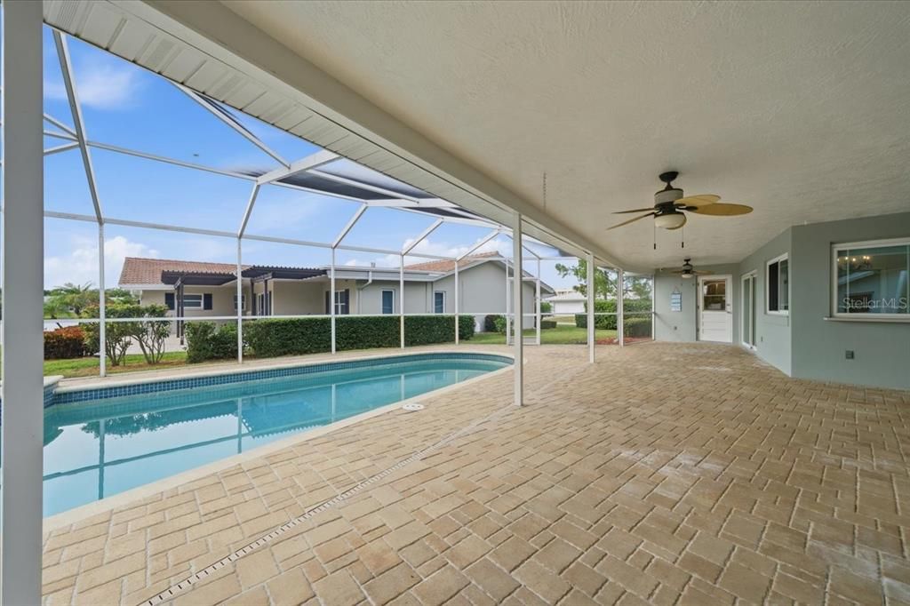 待售: $664,900 (3 贝兹, 2 浴室, 2154 平方英尺)