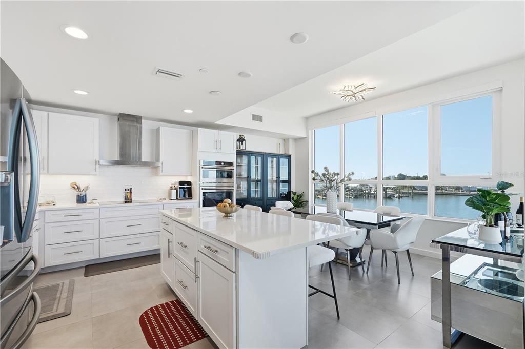 For Sale: $1,699,000 (3 beds, 3 baths, 2555 Square Feet)