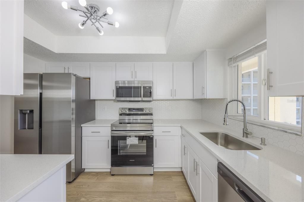 En Venta: $185,000 (2 camas, 2 baños, 1144 Pies cuadrados)