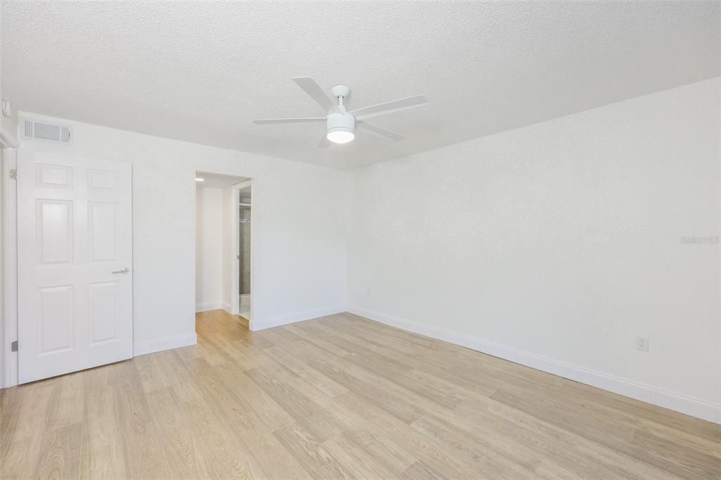 En Venta: $185,000 (2 camas, 2 baños, 1144 Pies cuadrados)