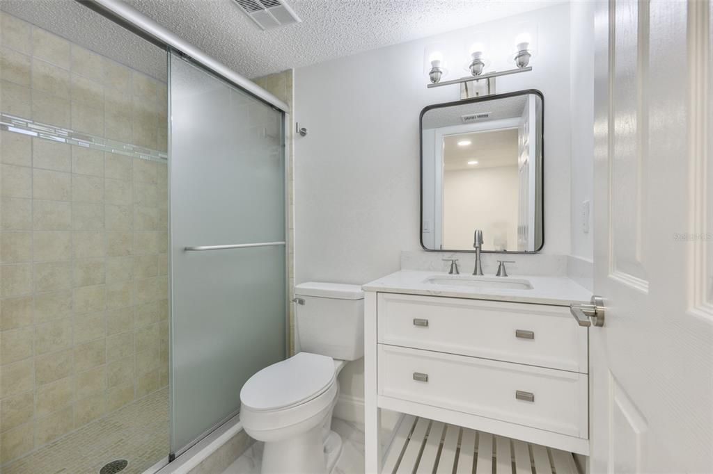 En Venta: $185,000 (2 camas, 2 baños, 1144 Pies cuadrados)