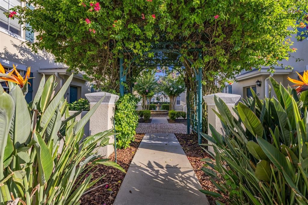 For Rent: $2,750 (3 beds, 1 baths, 1390 Square Feet)