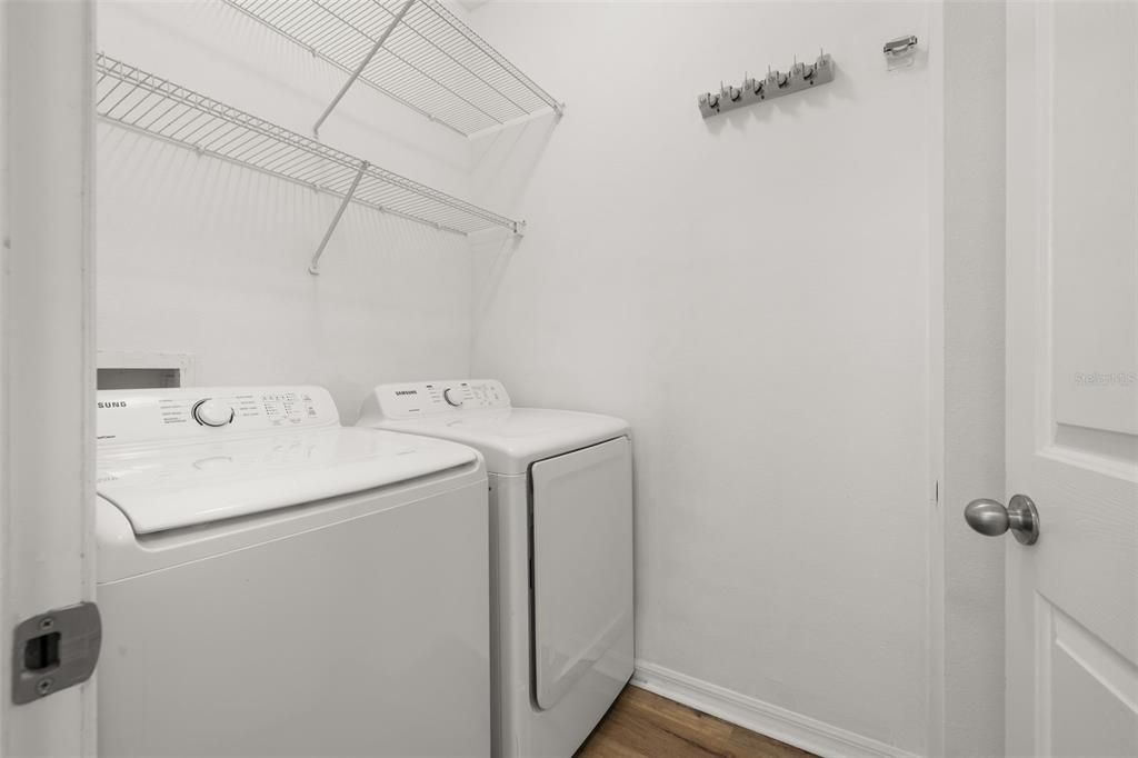 For Rent: $2,750 (3 beds, 1 baths, 1390 Square Feet)