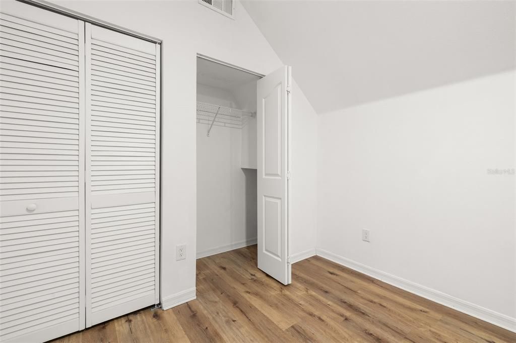 For Rent: $2,750 (3 beds, 1 baths, 1390 Square Feet)