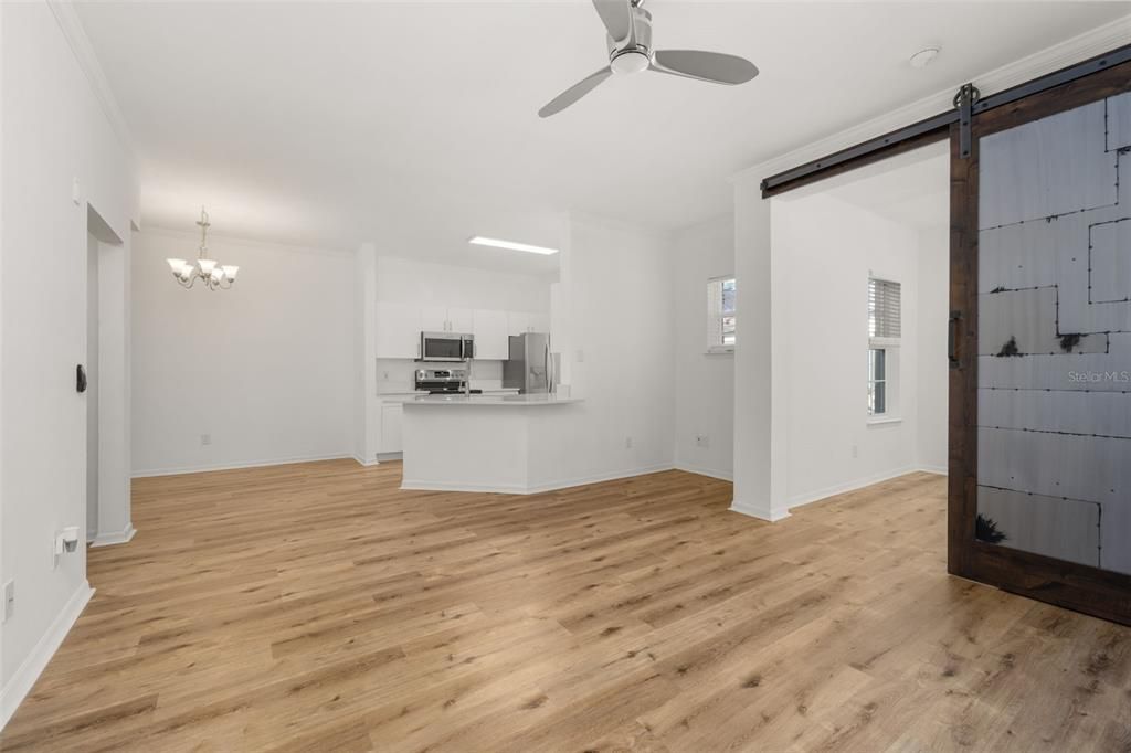 For Rent: $2,750 (3 beds, 1 baths, 1390 Square Feet)