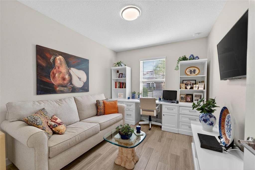 待售: $229,000 (2 贝兹, 2 浴室, 1406 平方英尺)