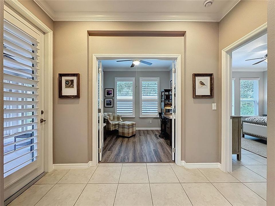 For Sale: $328,000 (2 beds, 2 baths, 1612 Square Feet)