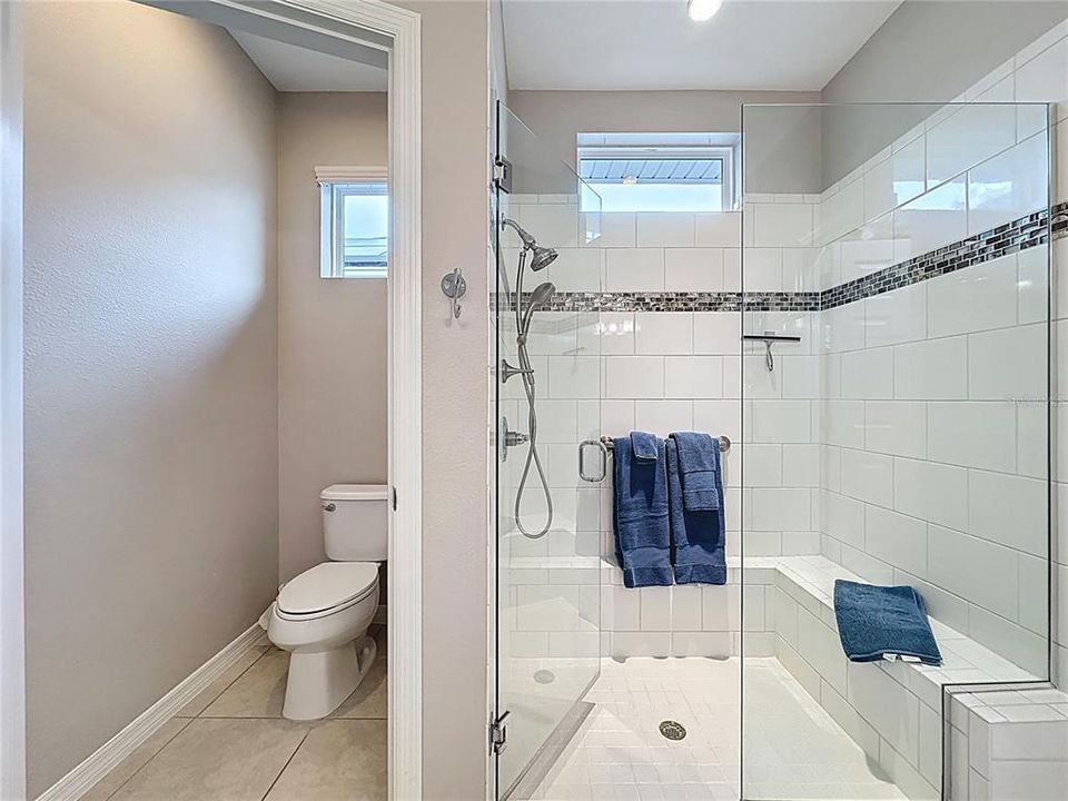 For Sale: $328,000 (2 beds, 2 baths, 1612 Square Feet)