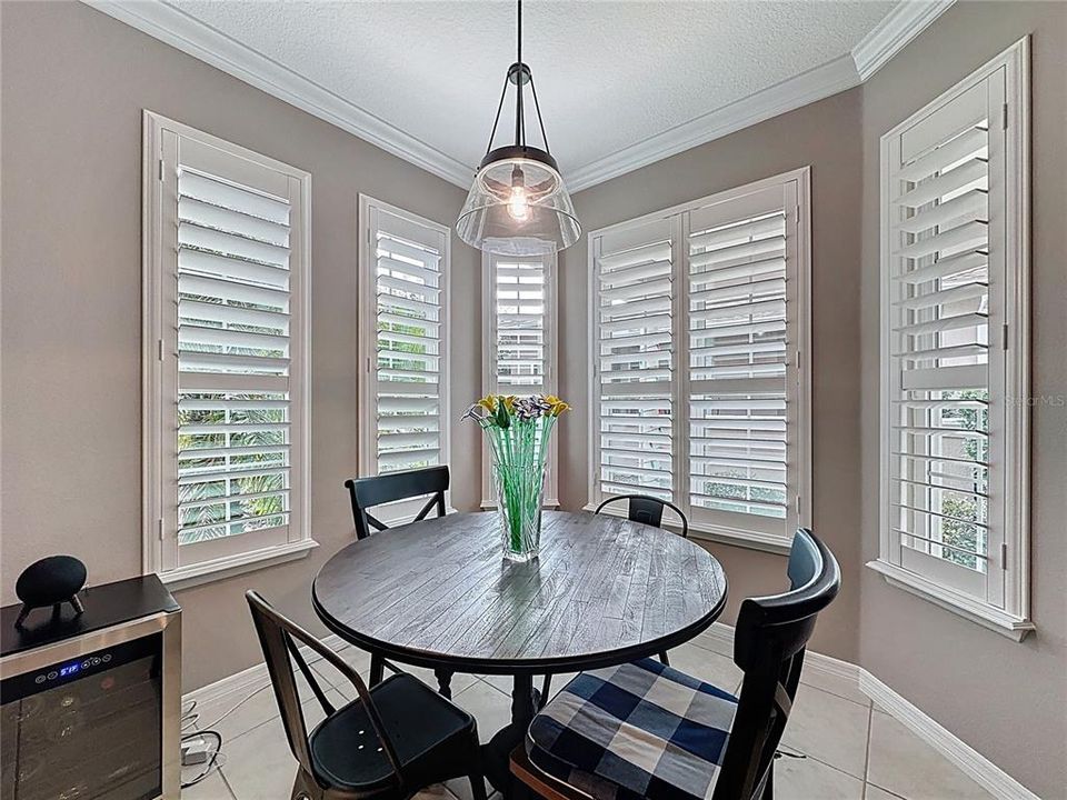 For Sale: $328,000 (2 beds, 2 baths, 1612 Square Feet)