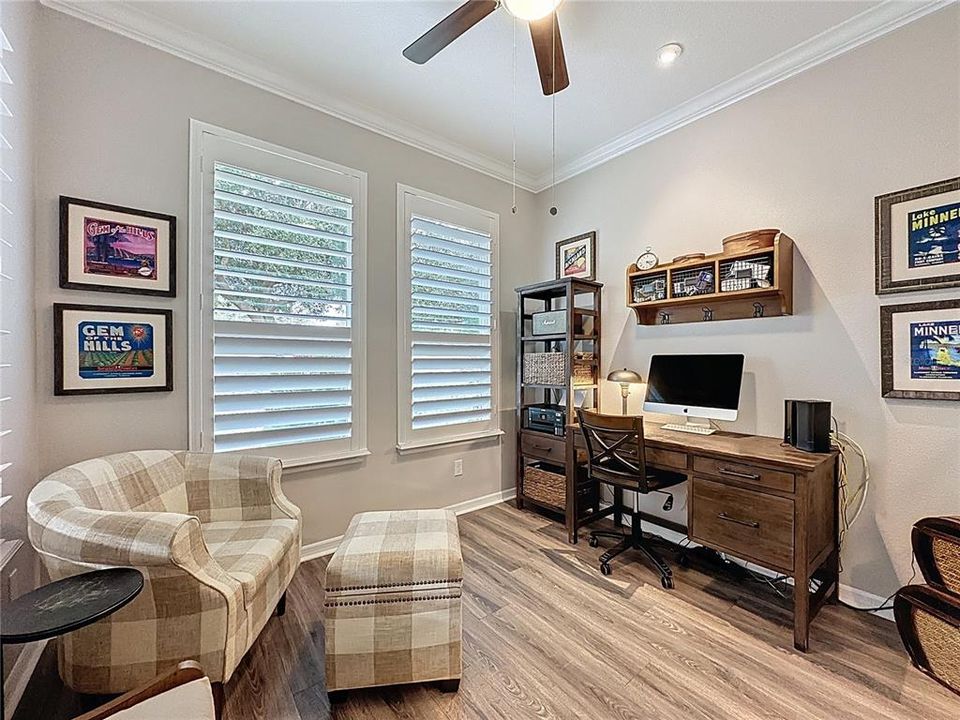 For Sale: $328,000 (2 beds, 2 baths, 1612 Square Feet)