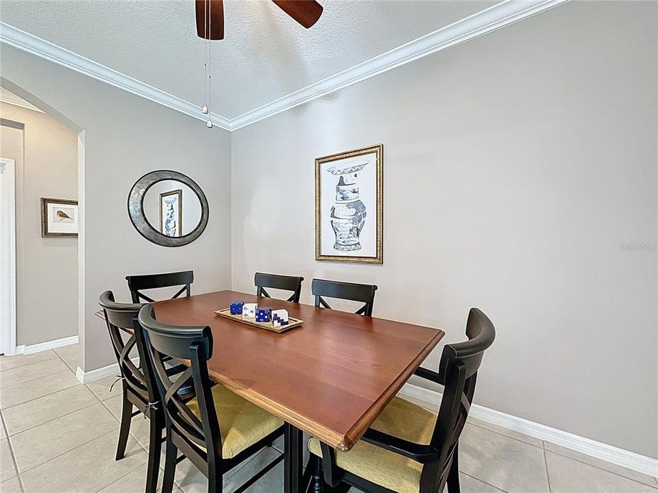 For Sale: $328,000 (2 beds, 2 baths, 1612 Square Feet)