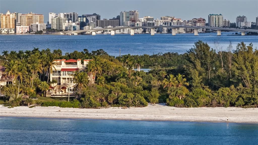 En Venta: $9,000,000 (5 camas, 5 baños, 5582 Pies cuadrados)