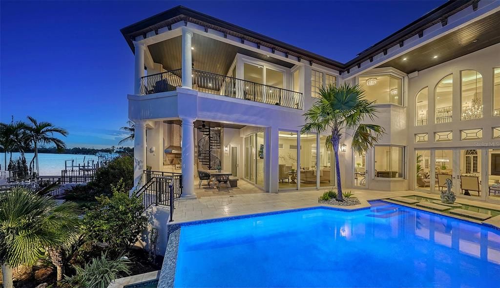 En Venta: $9,000,000 (5 camas, 5 baños, 5582 Pies cuadrados)