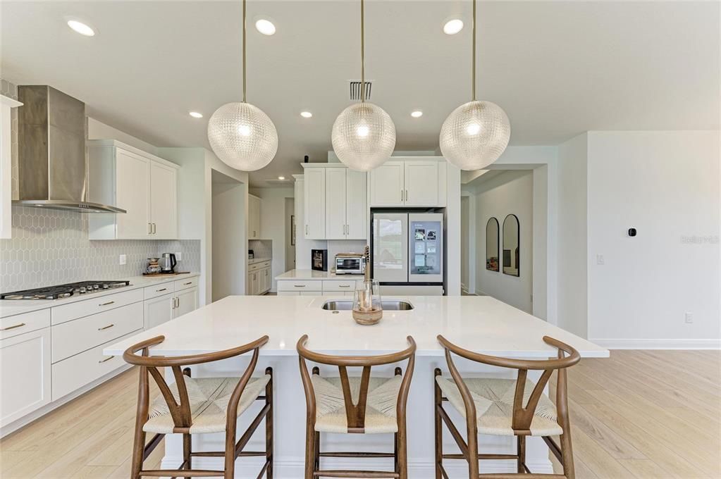 For Rent: $11,000 (4 beds, 3 baths, 2774 Square Feet)