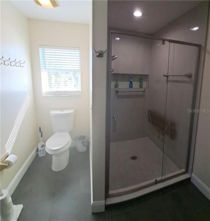 En Venta: $599,000 (4 camas, 3 baños, 2632 Pies cuadrados)