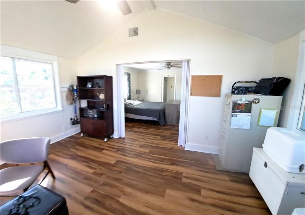 En Venta: $599,000 (4 camas, 3 baños, 2632 Pies cuadrados)