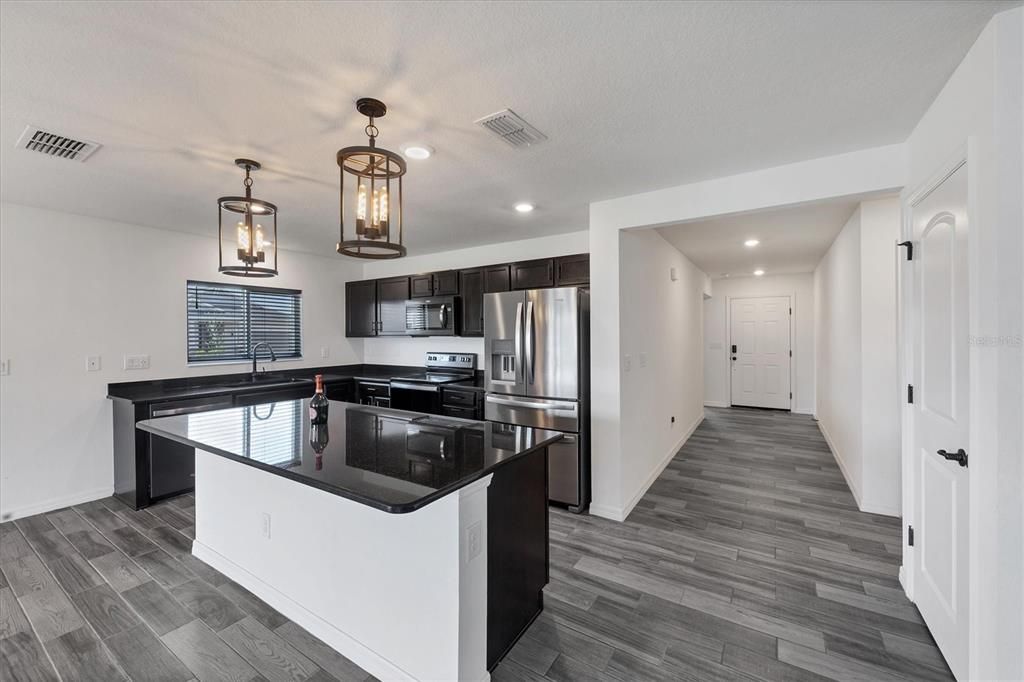 For Rent: $2,500 (3 beds, 2 baths, 1544 Square Feet)