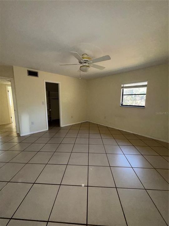 En Venta: $238,000 (3 camas, 2 baños, 1818 Pies cuadrados)