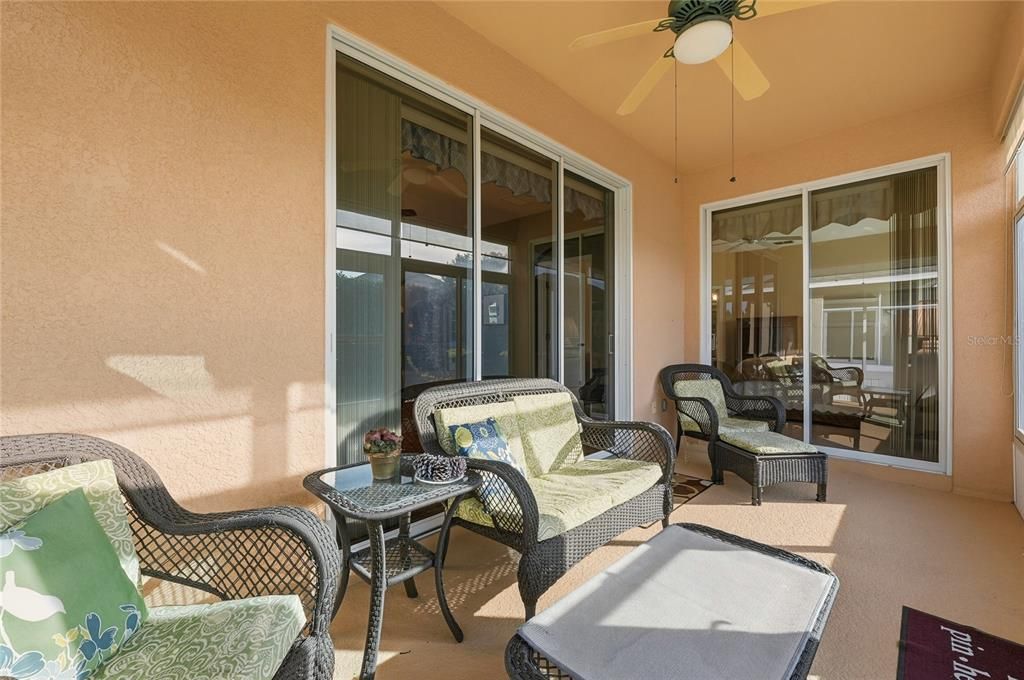 На продажу: $299,000 (2 спален, 2 ванн, 1935 Квадратных фут)