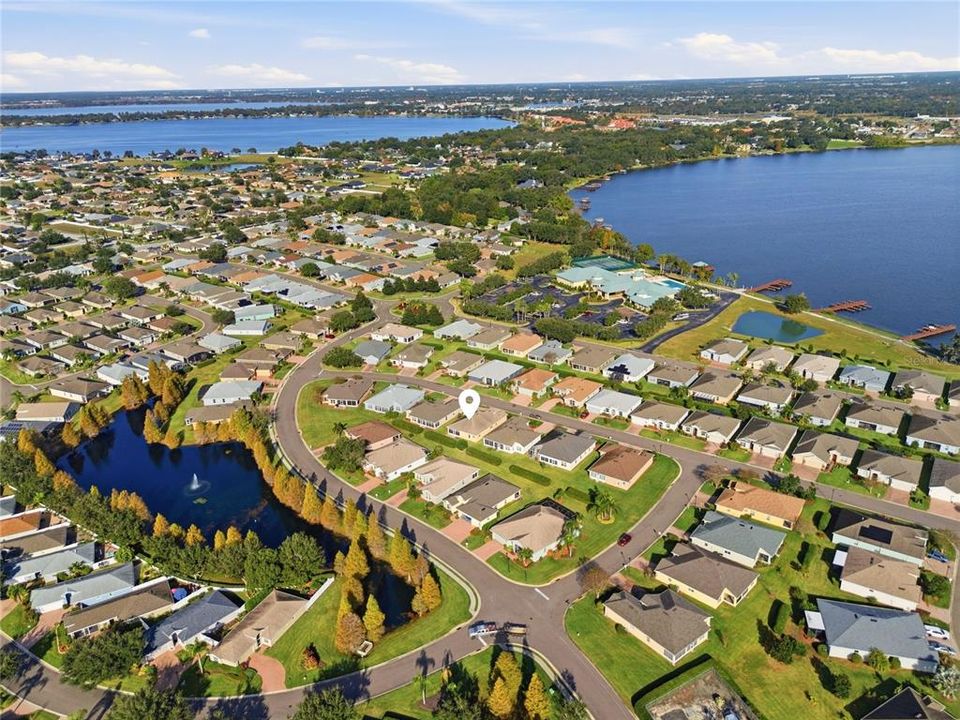 На продажу: $299,000 (2 спален, 2 ванн, 1935 Квадратных фут)