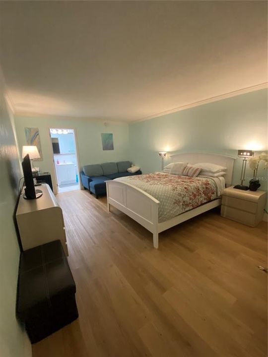 En Venta: $95,000 (0 camas, 1 baños, 348 Pies cuadrados)