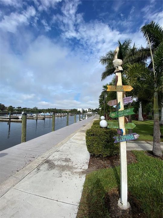 En Venta: $95,000 (0 camas, 1 baños, 348 Pies cuadrados)