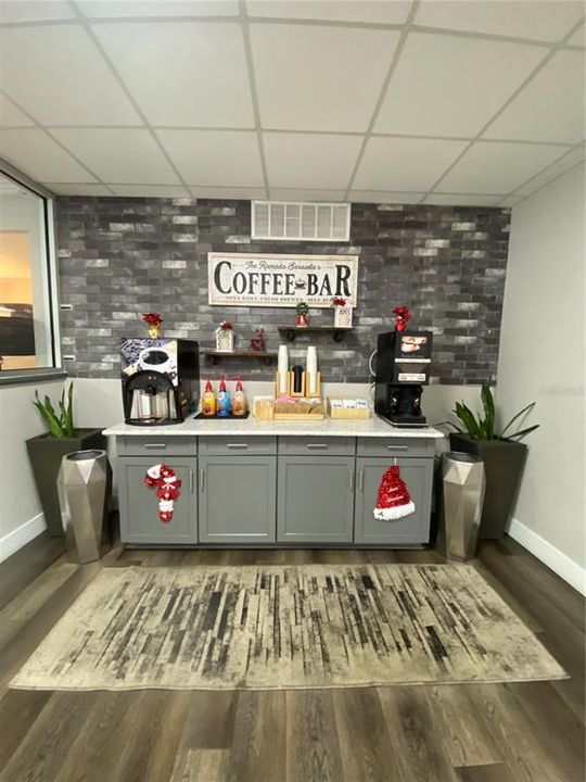 En Venta: $95,000 (0 camas, 1 baños, 348 Pies cuadrados)