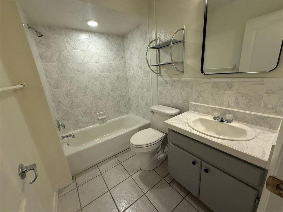 出租: $1,650 (2 贝兹, 2 浴室, 896 平方英尺)