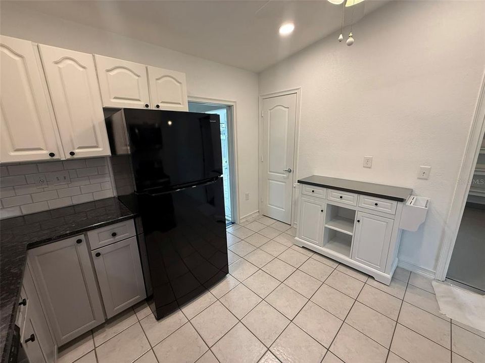 出租: $1,650 (2 贝兹, 2 浴室, 896 平方英尺)