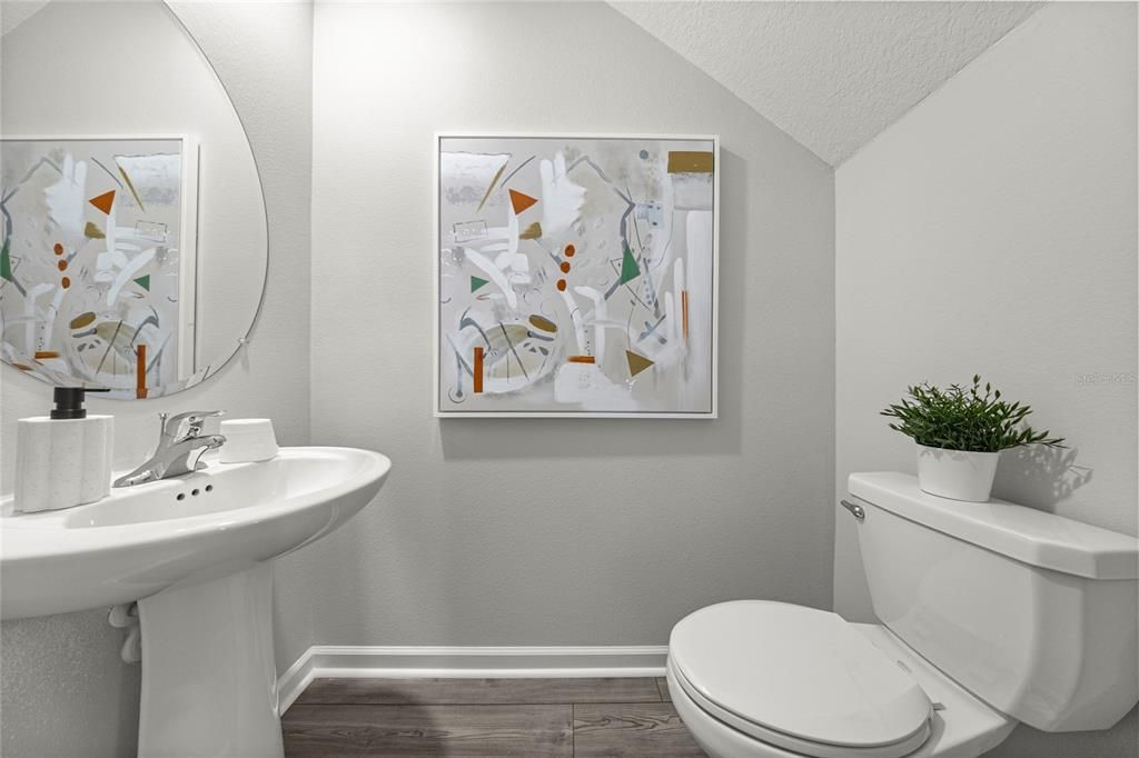 For Sale: $227,990 (3 beds, 2 baths, 1657 Square Feet)