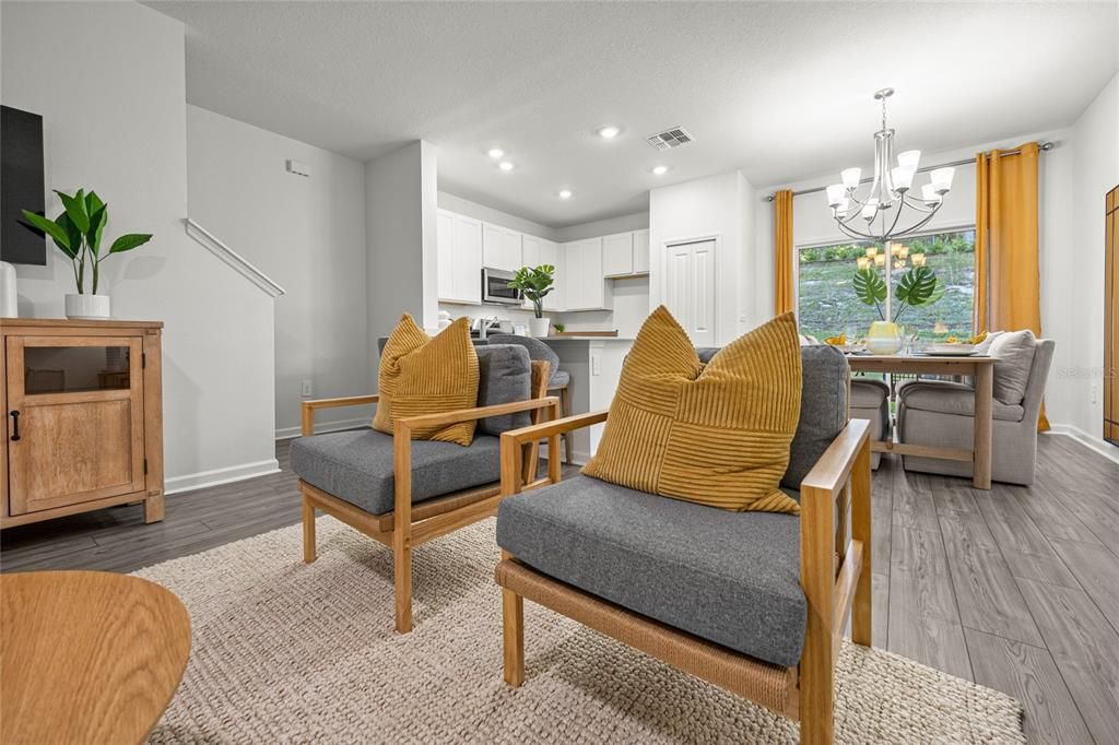 For Sale: $227,990 (3 beds, 2 baths, 1657 Square Feet)