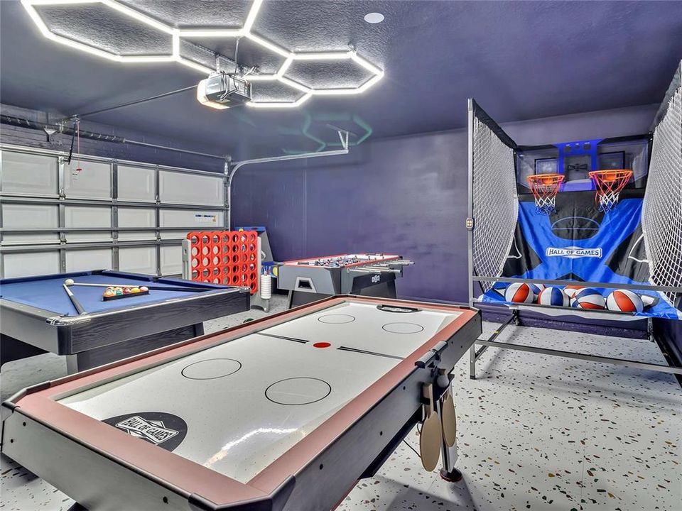 На продажу: $519,900 (5 спален, 3 ванн, 2674 Квадратных фут)