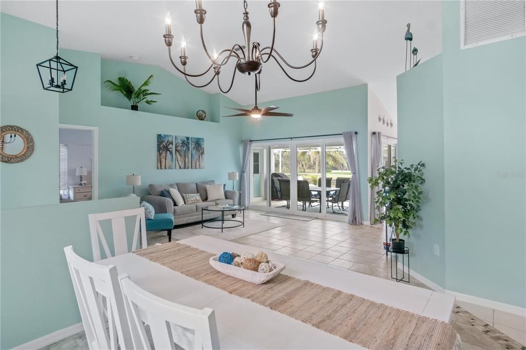 待售: $674,900 (3 贝兹, 2 浴室, 2160 平方英尺)