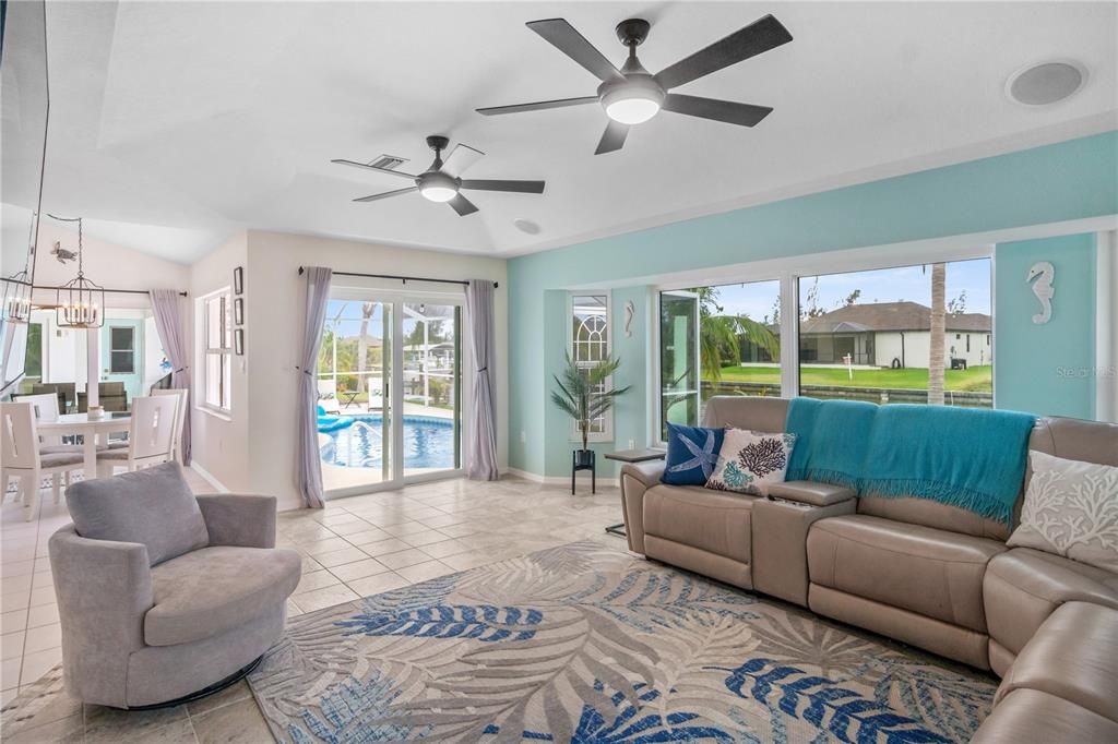 待售: $674,900 (3 贝兹, 2 浴室, 2160 平方英尺)