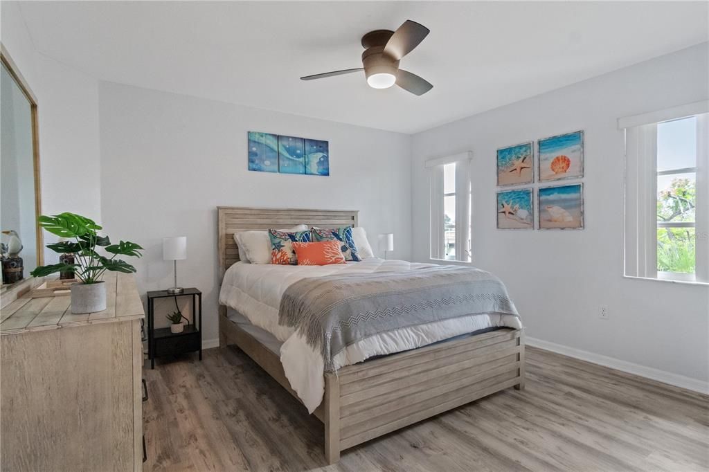 待售: $674,900 (3 贝兹, 2 浴室, 2160 平方英尺)