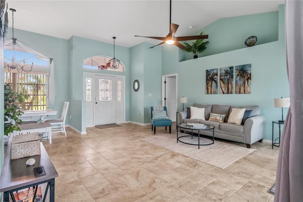 待售: $674,900 (3 贝兹, 2 浴室, 2160 平方英尺)