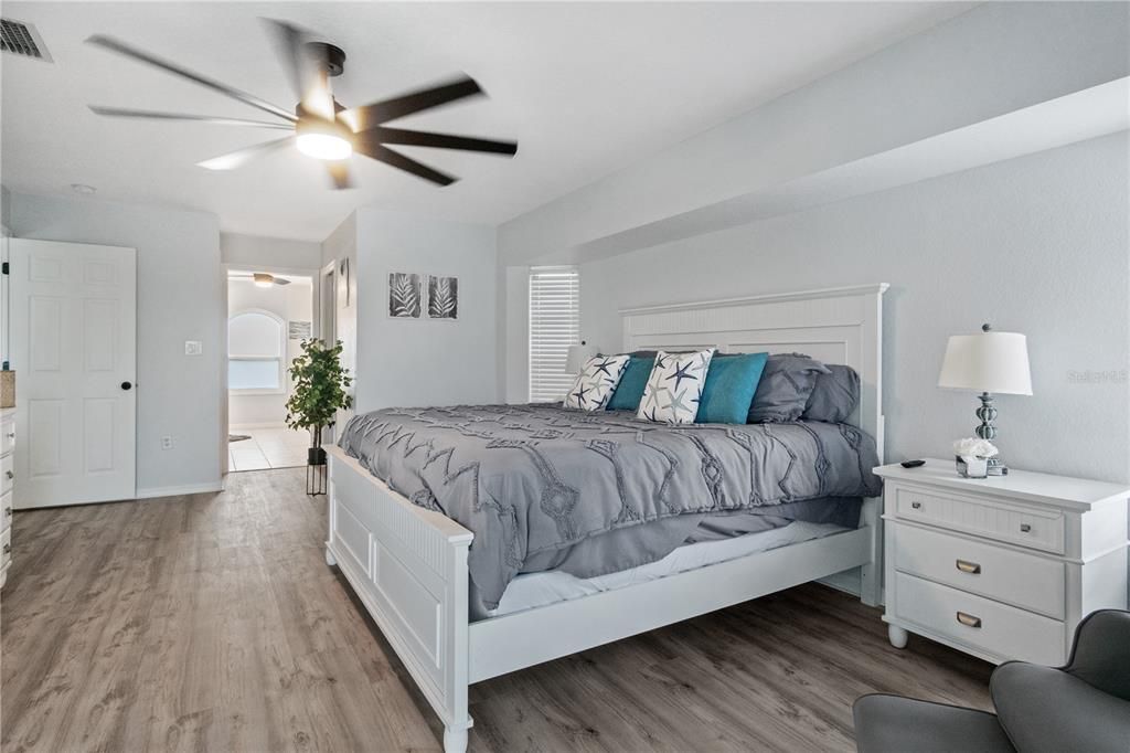 待售: $674,900 (3 贝兹, 2 浴室, 2160 平方英尺)