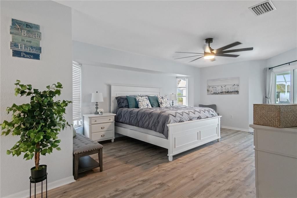 待售: $674,900 (3 贝兹, 2 浴室, 2160 平方英尺)