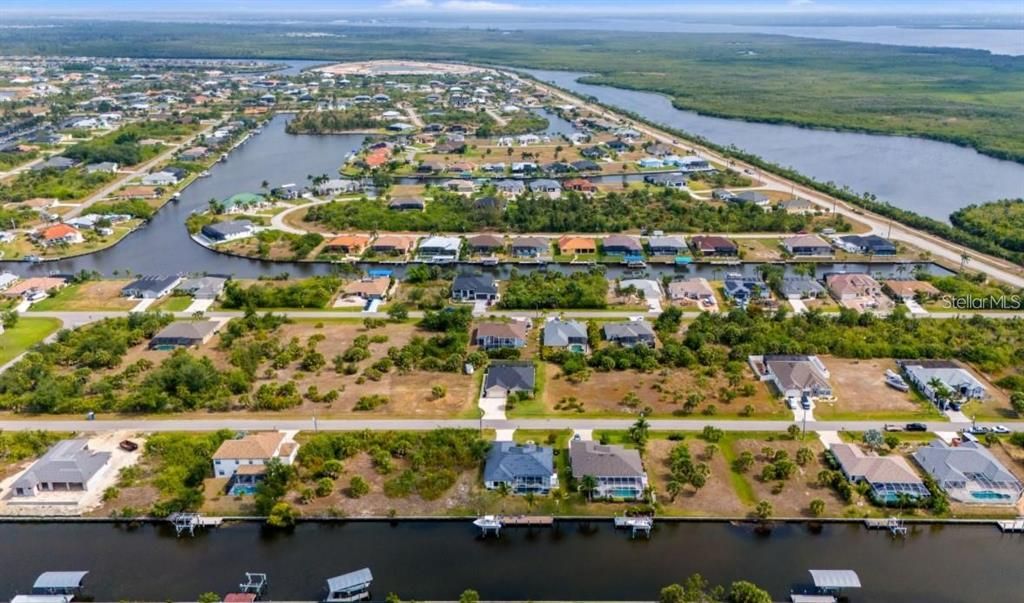 待售: $674,900 (3 贝兹, 2 浴室, 2160 平方英尺)