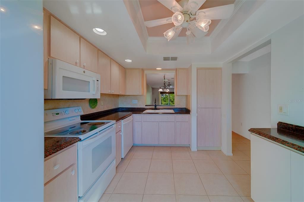 En Venta: $249,500 (2 camas, 2 baños, 1230 Pies cuadrados)