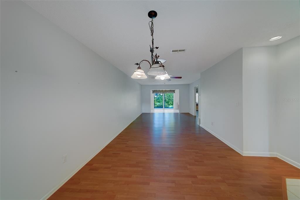 En Venta: $249,500 (2 camas, 2 baños, 1230 Pies cuadrados)