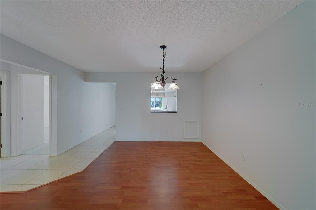 En Venta: $249,500 (2 camas, 2 baños, 1230 Pies cuadrados)