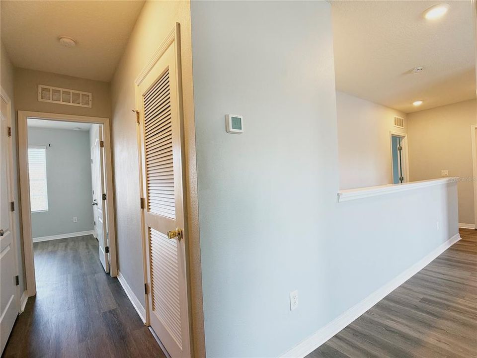 出租: $2,475 (5 贝兹, 3 浴室, 2577 平方英尺)