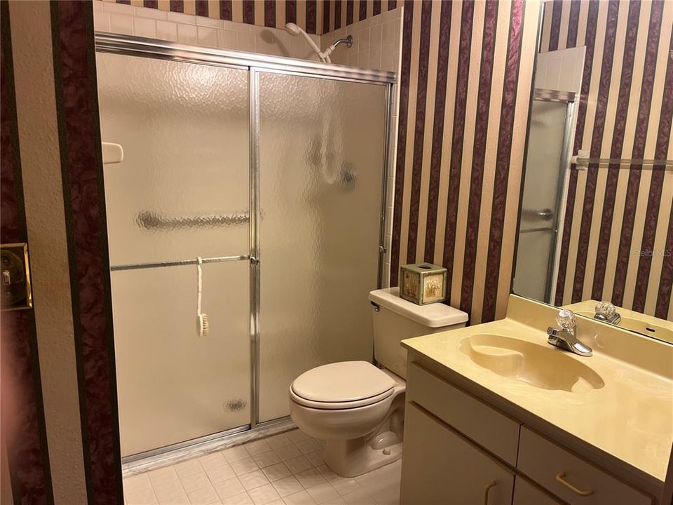 For Sale: $185,000 (2 beds, 2 baths, 1175 Square Feet)