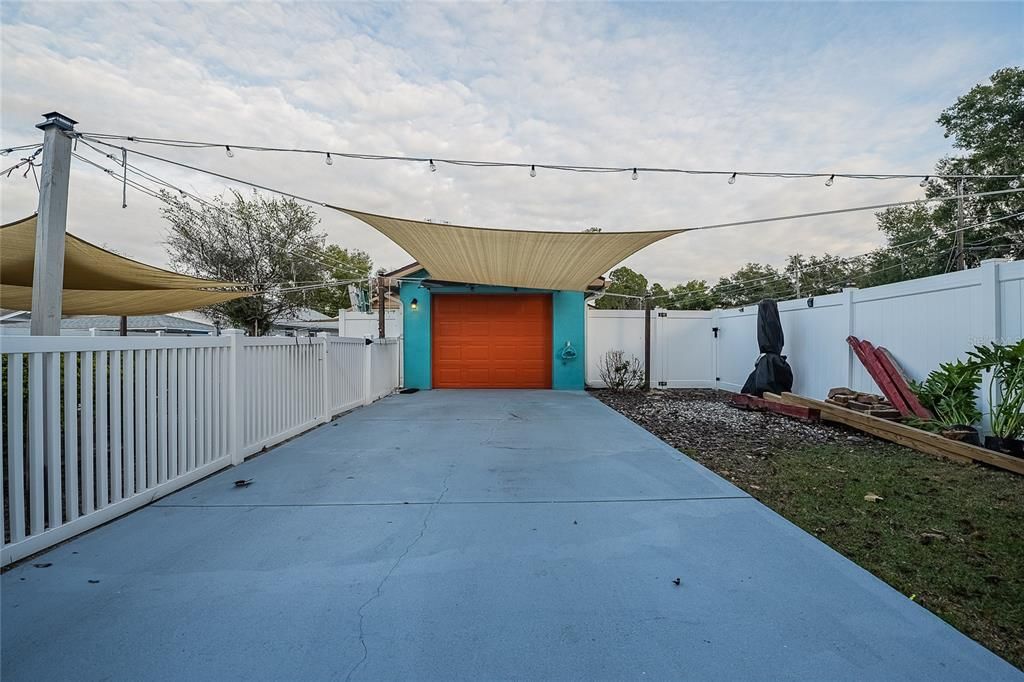 For Sale: $325,000 (3 beds, 2 baths, 1326 Square Feet)