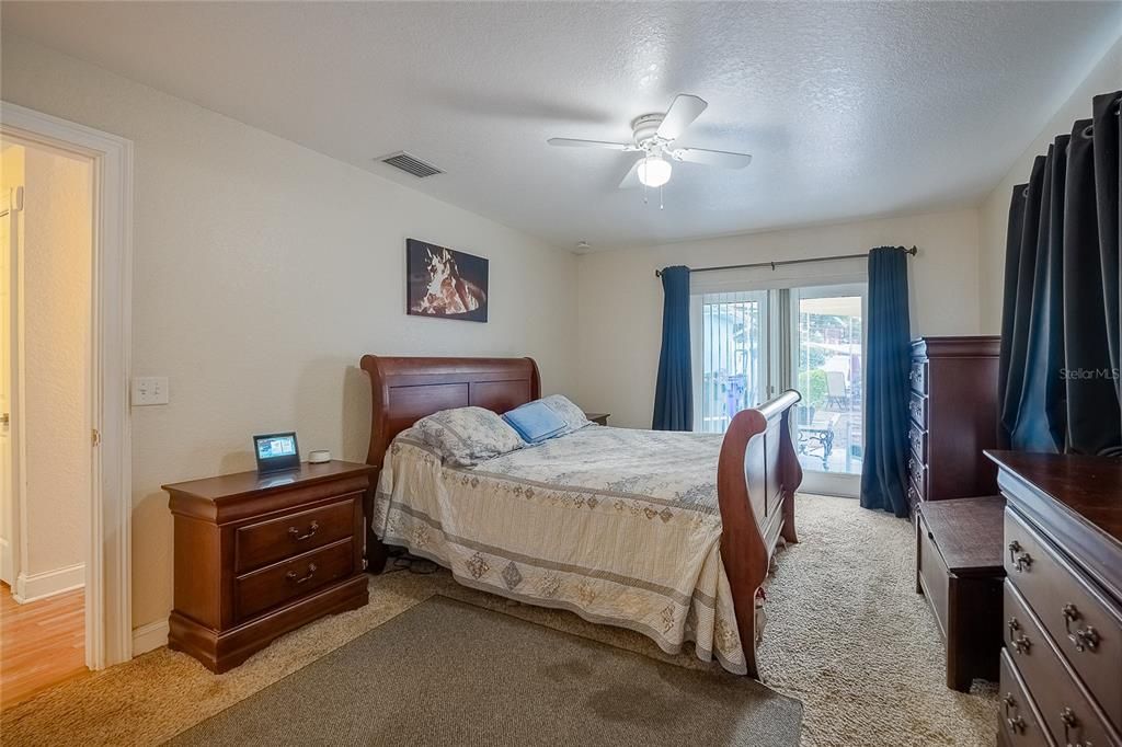 For Sale: $325,000 (3 beds, 2 baths, 1326 Square Feet)